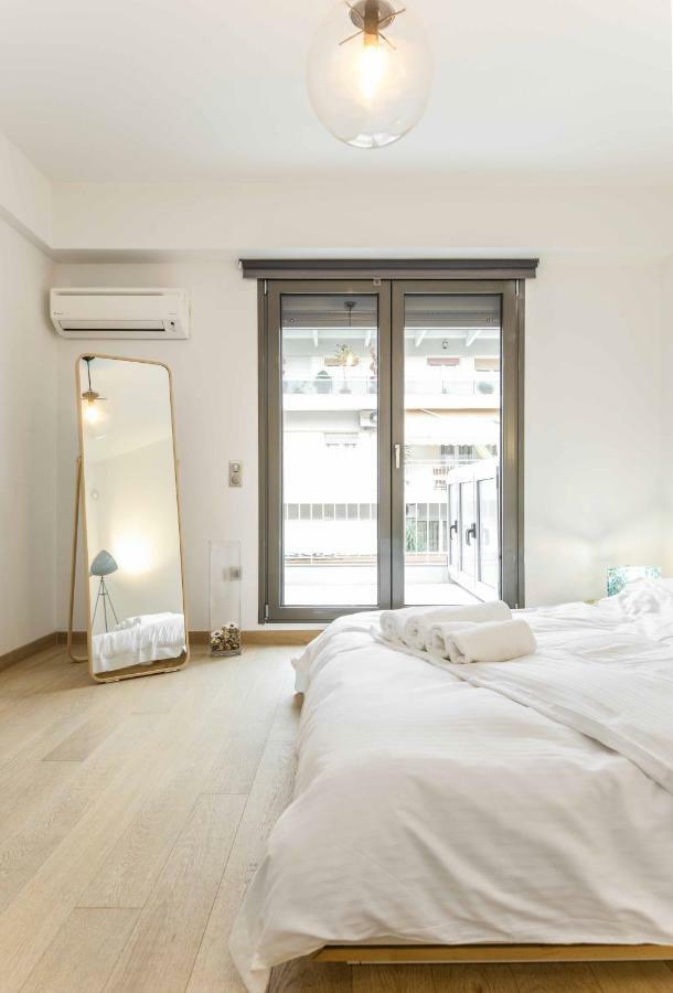 Stylish 3-Bedroom Apartment & Terrace Thessaloniki Exterior photo